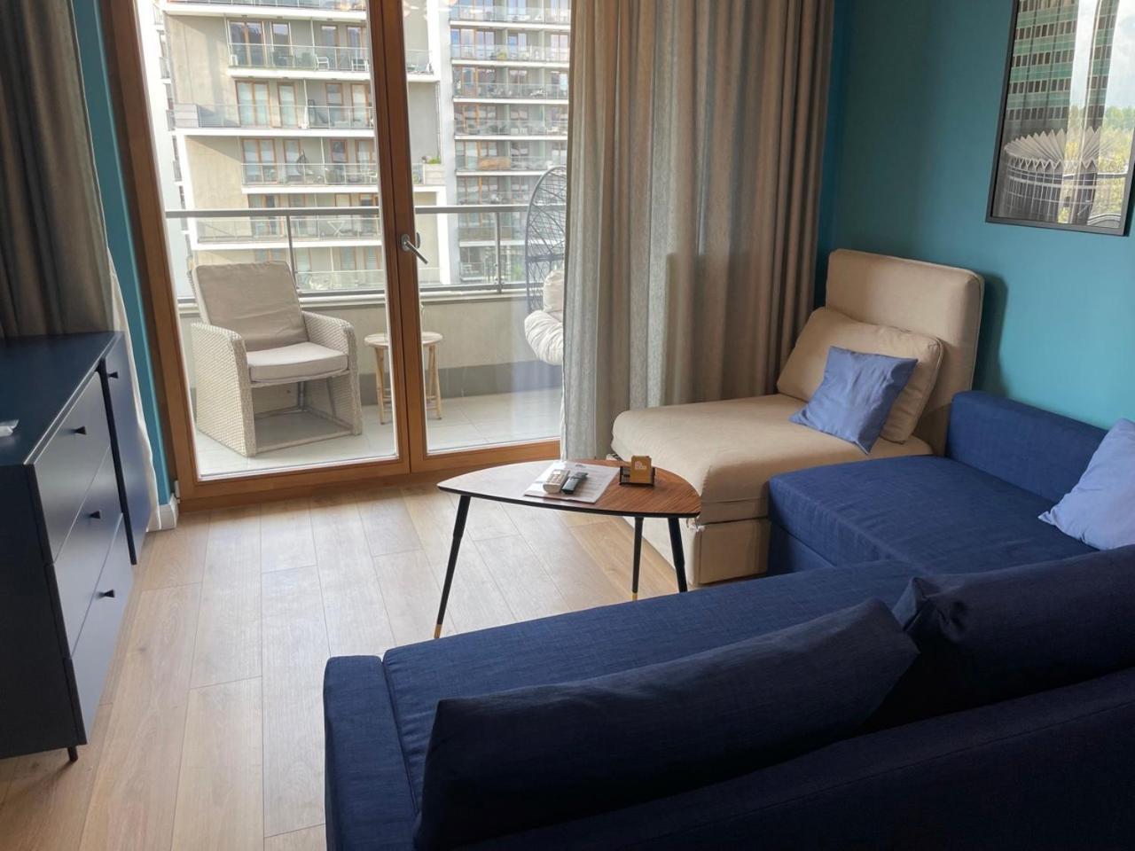 Labo Apartment Bliska Wola - Parking, Klimatyzacja Varşova Dış mekan fotoğraf