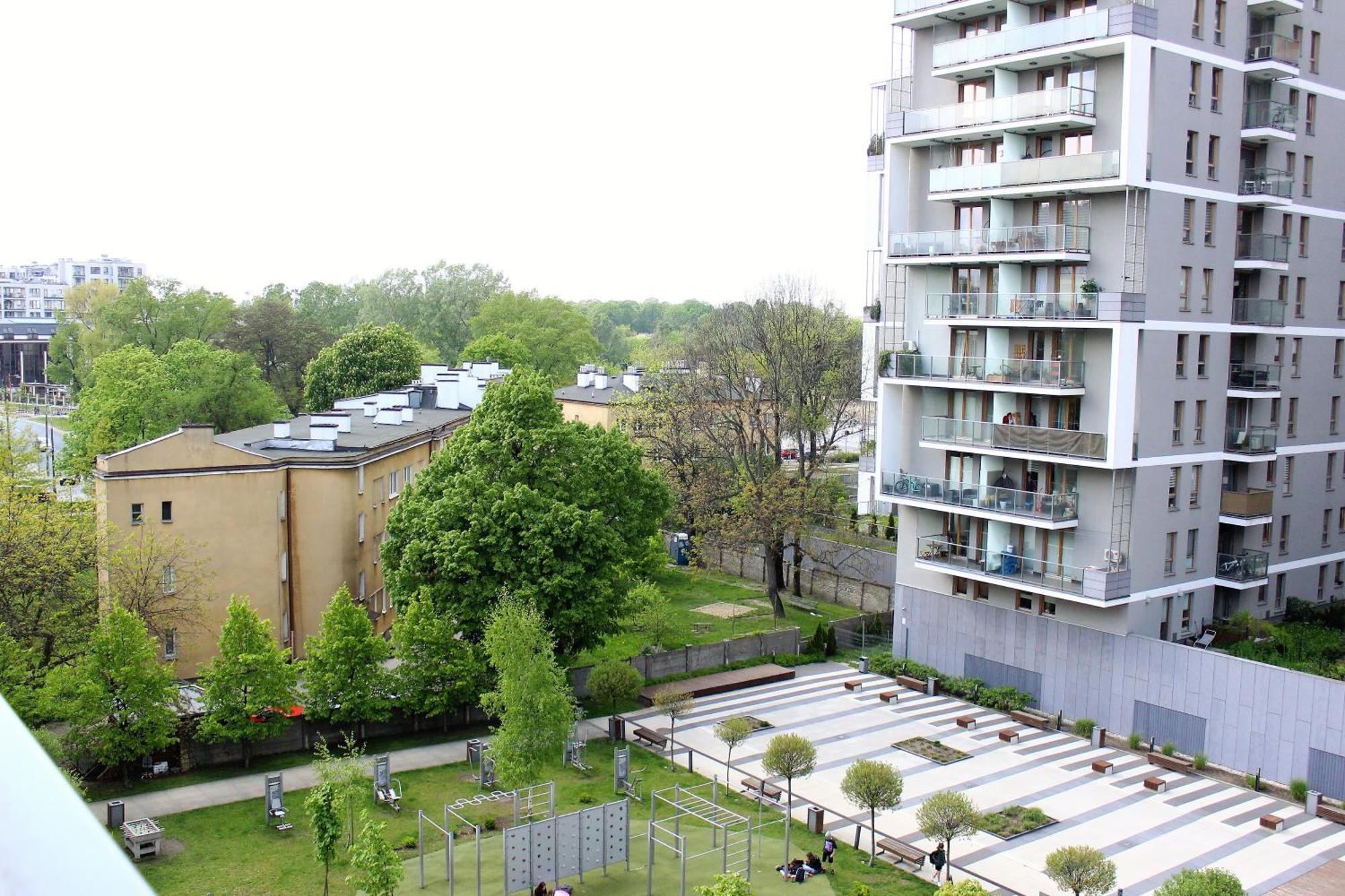 Labo Apartment Bliska Wola - Parking, Klimatyzacja Varşova Dış mekan fotoğraf